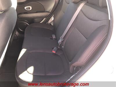 2018 Kia Soul  *Super Nice Little Soul! - Photo 17 - Tucson, AZ 85705