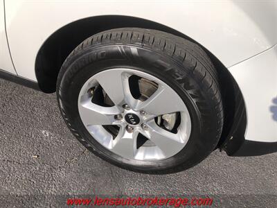 2018 Kia Soul  *Super Nice Little Soul! - Photo 25 - Tucson, AZ 85705