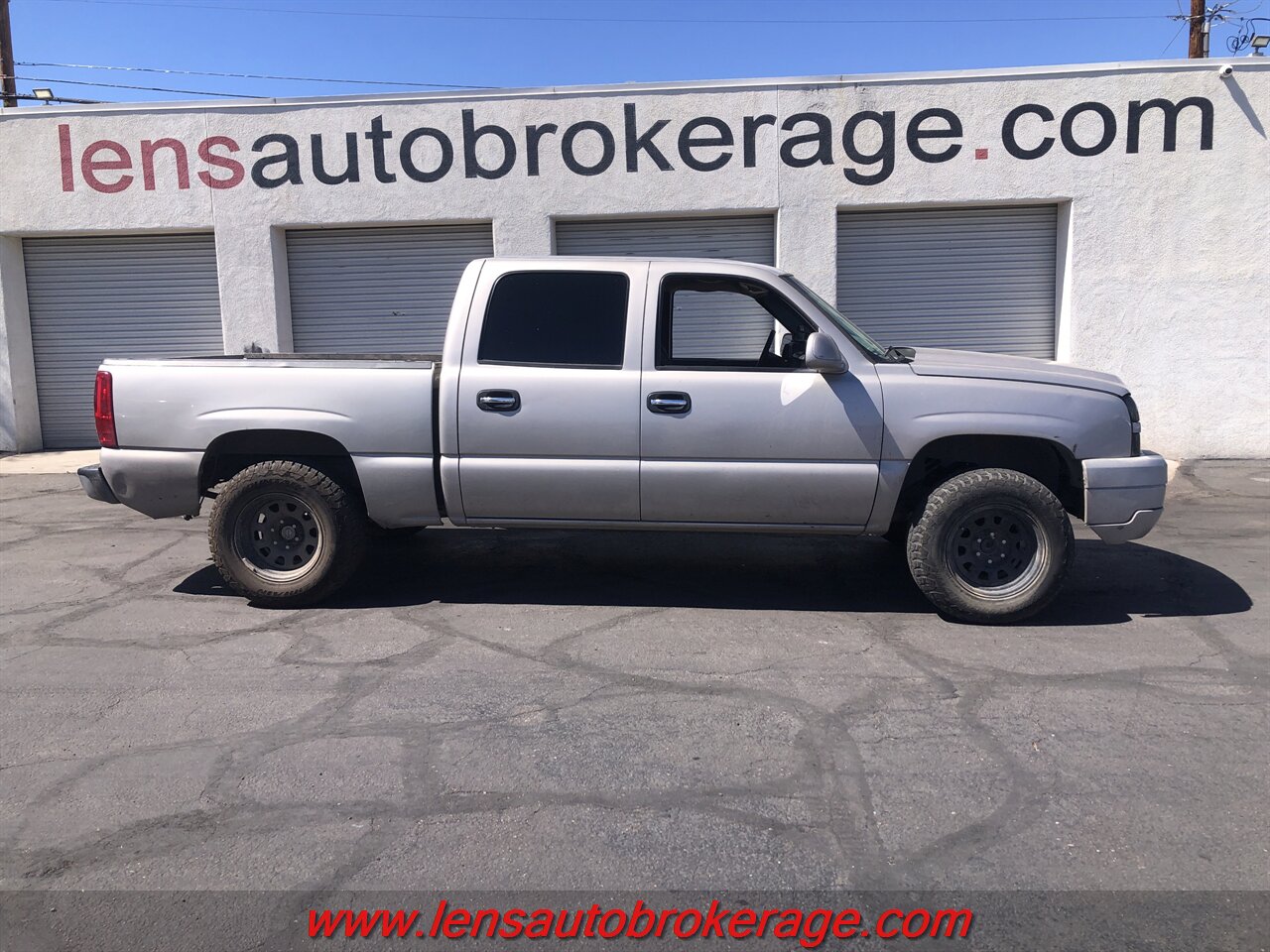 2006 Chevrolet Silverado 1500 LT2  *AS IS Trade In Special! - Photo 1 - Tucson, AZ 85705