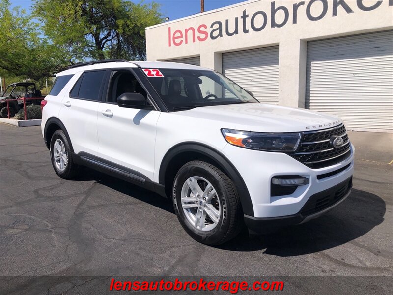 2022 Ford Explorer XLT  4WD **FUEL SAVING 2.3L TURBO!**