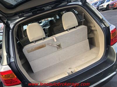 2010 Toyota Highlander  1-Owner, No Accidents & 3rd Row Equipped! - Photo 19 - Tucson, AZ 85705
