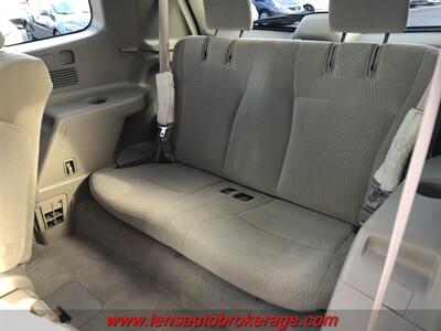 2010 Toyota Highlander  1-Owner, No Accidents & 3rd Row Equipped! - Photo 18 - Tucson, AZ 85705