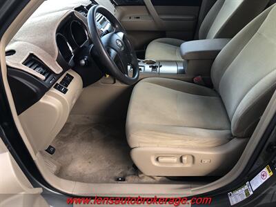 2010 Toyota Highlander  1-Owner, No Accidents & 3rd Row Equipped! - Photo 11 - Tucson, AZ 85705