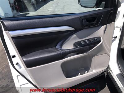 2016 Toyota Highlander LE  *Nice AWD LE! - Photo 9 - Tucson, AZ 85705