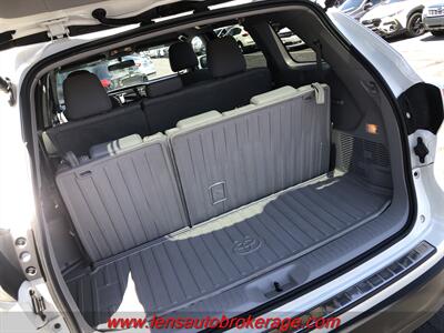 2016 Toyota Highlander LE  *Nice AWD LE! - Photo 19 - Tucson, AZ 85705