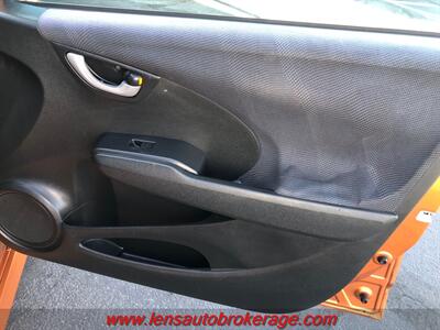2010 Honda Fit Sport w/Navi  **CARFAX 1 OWNER** - Photo 21 - Tucson, AZ 85705