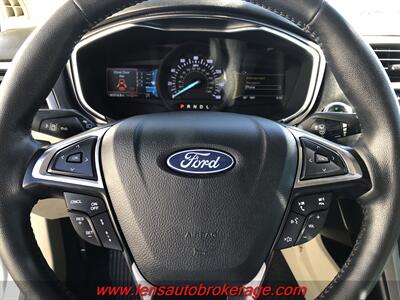 2020 Ford Fusion SEL  *Nice 80k Mile Sedan! - Photo 13 - Tucson, AZ 85705