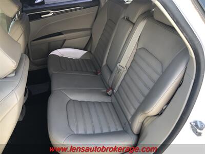 2020 Ford Fusion SEL  *Nice 80k Mile Sedan! - Photo 6 - Tucson, AZ 85705