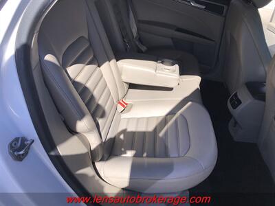 2020 Ford Fusion SEL  *Nice 80k Mile Sedan! - Photo 19 - Tucson, AZ 85705