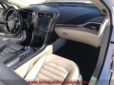 2020 Ford Fusion SEL  *Nice 80k Mile Sedan! - Photo 21 - Tucson, AZ 85705