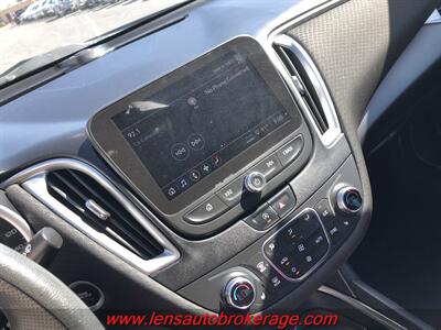2022 Chevrolet Malibu LT  *Nice Driving Sedan W/New Rubber! - Photo 14 - Tucson, AZ 85705