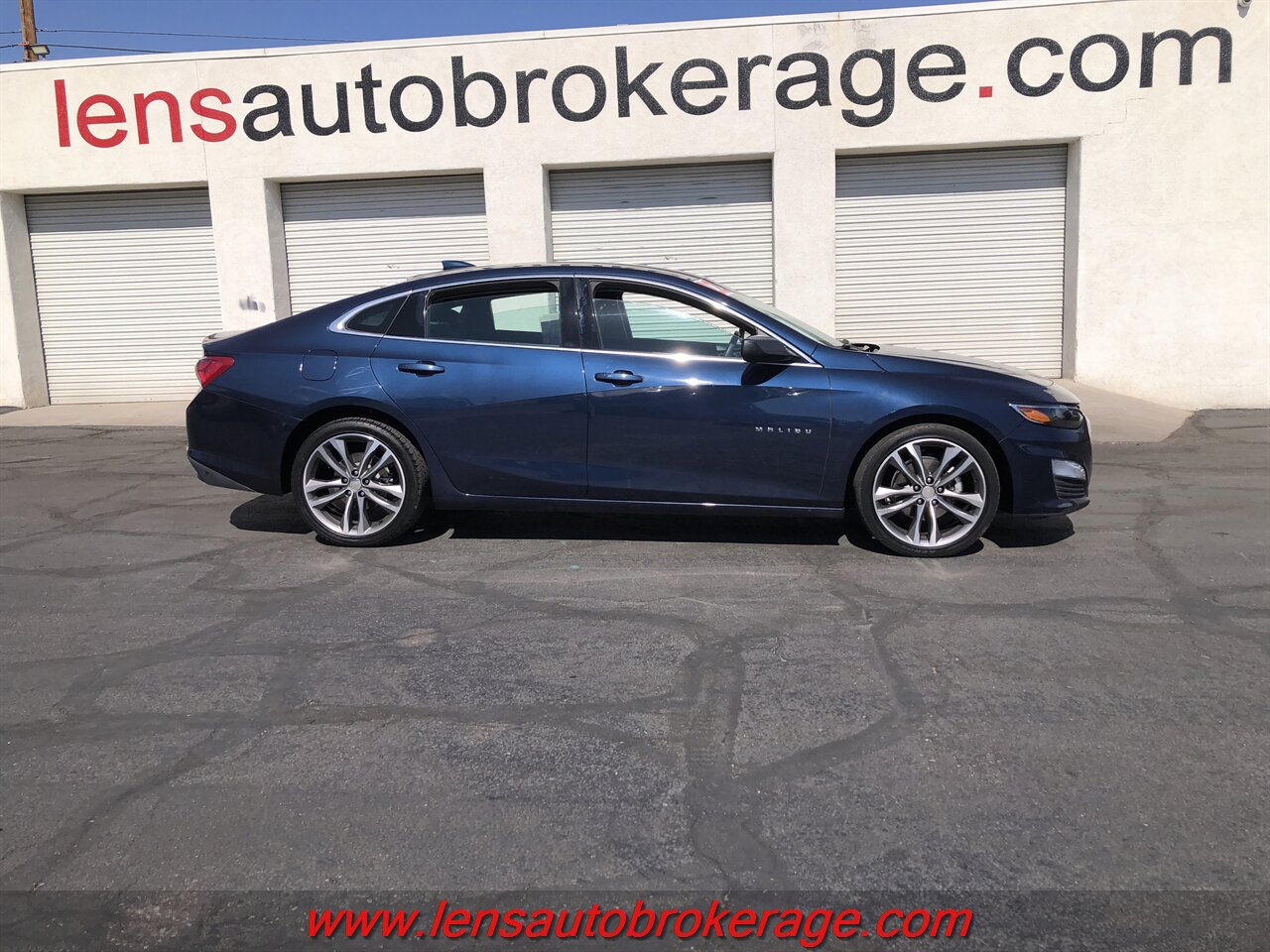 2022 Chevrolet Malibu LT  *Nice Driving Sedan W/New Rubber! - Photo 1 - Tucson, AZ 85705