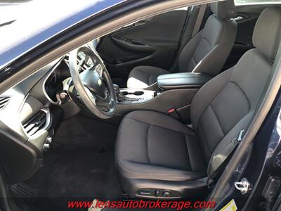 2022 Chevrolet Malibu LT  *Nice Driving Sedan W/New Rubber! - Photo 11 - Tucson, AZ 85705