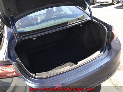 2022 Chevrolet Malibu LT  *Nice Driving Sedan W/New Rubber! - Photo 18 - Tucson, AZ 85705