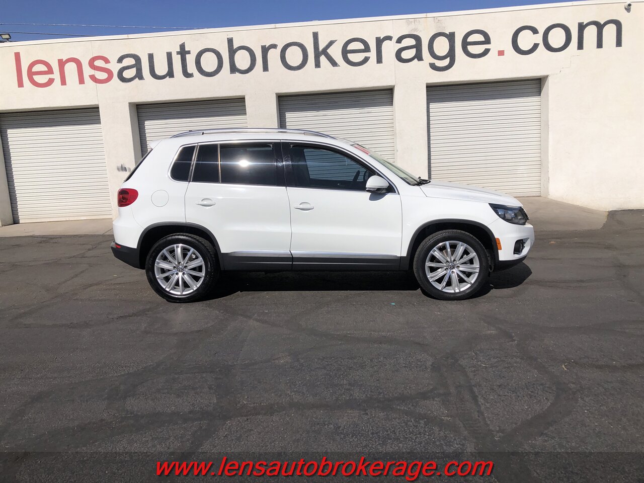 2016 Volkswagen Tiguan 2.0T S  *Nice Driver! - Photo 1 - Tucson, AZ 85705