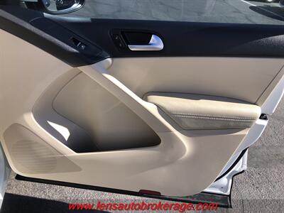 2016 Volkswagen Tiguan 2.0T S  *Nice Driver! - Photo 19 - Tucson, AZ 85705