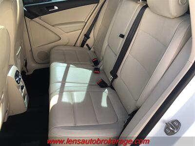 2016 Volkswagen Tiguan 2.0T S  *Nice Driver! - Photo 16 - Tucson, AZ 85705