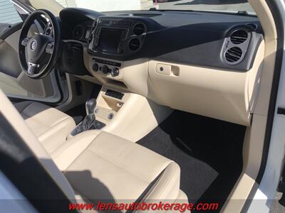 2016 Volkswagen Tiguan 2.0T S  *Nice Driver! - Photo 20 - Tucson, AZ 85705