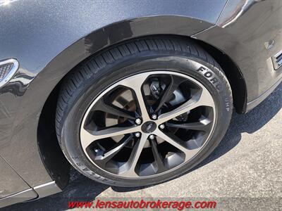 2014 Ford Taurus SHO  **COMING SOON!** - Photo 25 - Tucson, AZ 85705