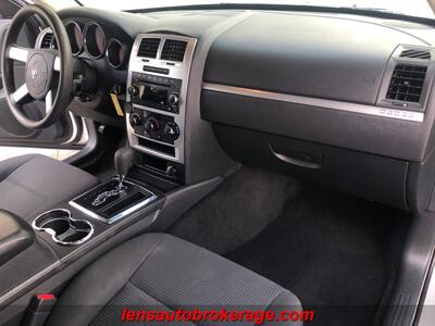 2010 Dodge Charger SE   - Photo 22 - Tucson, AZ 85705