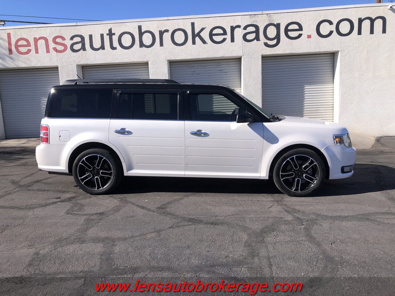 2015 Ford Flex SEL  *Just Hit The Lot! - Photo 1 - Tucson, AZ 85705