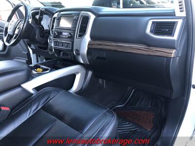 2017 Nissan Titan XD SL  *CrewCab 4x4! - Photo 21 - Tucson, AZ 85705