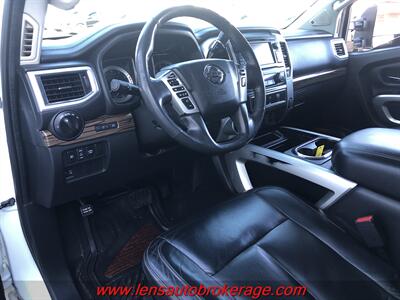 2017 Nissan Titan XD SL  *CrewCab 4x4! - Photo 10 - Tucson, AZ 85705