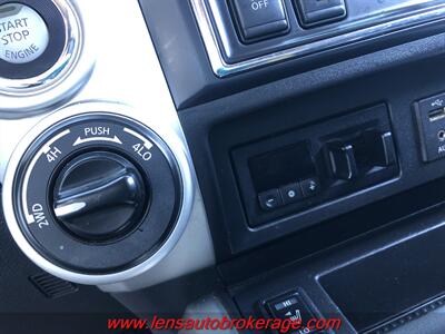 2017 Nissan Titan XD SL  *CrewCab 4x4! - Photo 15 - Tucson, AZ 85705