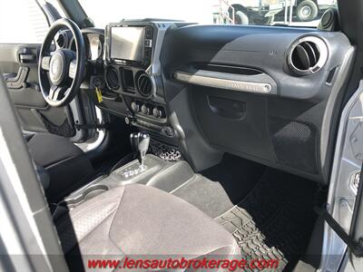 2013 Jeep Wrangler Sport  *Clean, Simple Hard Top Jeep! - Photo 22 - Tucson, AZ 85705