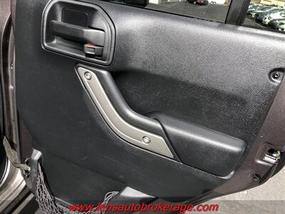 2016 Jeep Wrangler Sport S  *Clean Lifted 70k Mile Hard Top! - Photo 18 - Tucson, AZ 85705
