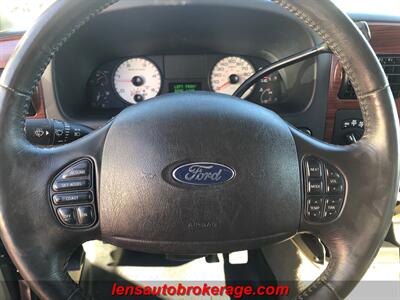 2005 Ford F-250 Lariat 4x4 LOW MILE   - Photo 13 - Tucson, AZ 85705