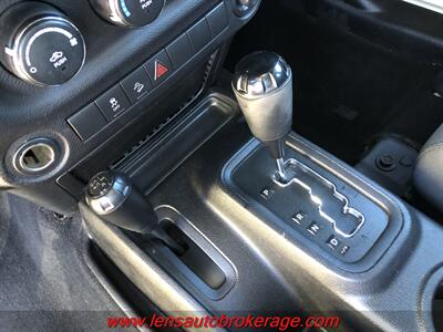 2012 Jeep Wrangler Sport  *Sweet Desert Tan Hard Top! - Photo 15 - Tucson, AZ 85705