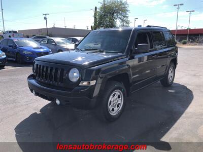 2014 Jeep Patriot Sport   - Photo 4 - Tucson, AZ 85705