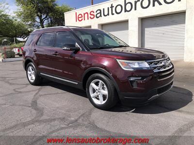 2018 Ford Explorer XLT  *Nice 3rd Row Equipped! - Photo 2 - Tucson, AZ 85705