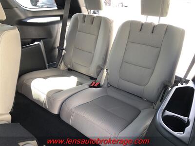 2018 Ford Explorer XLT  *Nice 3rd Row Equipped! - Photo 18 - Tucson, AZ 85705