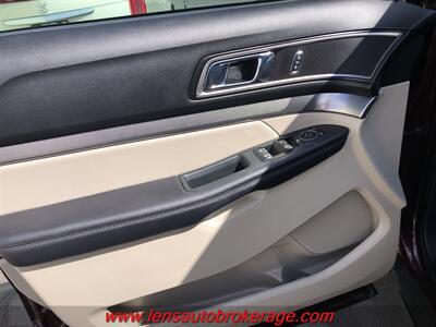 2018 Ford Explorer XLT  *Nice 3rd Row Equipped! - Photo 9 - Tucson, AZ 85705
