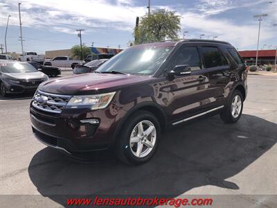 2018 Ford Explorer XLT  *Nice 3rd Row Equipped! - Photo 4 - Tucson, AZ 85705