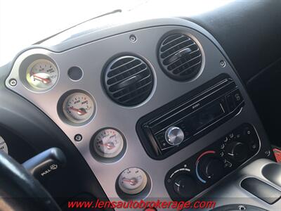 2005 Dodge Viper SRT-10  *BAD A$$ VIPER! - Photo 15 - Tucson, AZ 85705