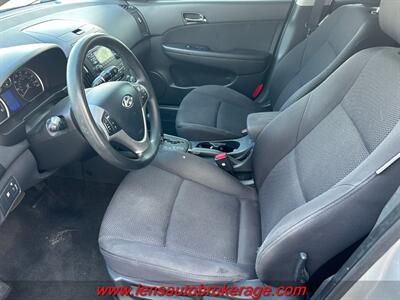 2011 Hyundai ELANTRA Touring GLS   - Photo 5 - Tucson, AZ 85705