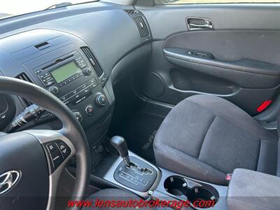2011 Hyundai ELANTRA Touring GLS   - Photo 6 - Tucson, AZ 85705