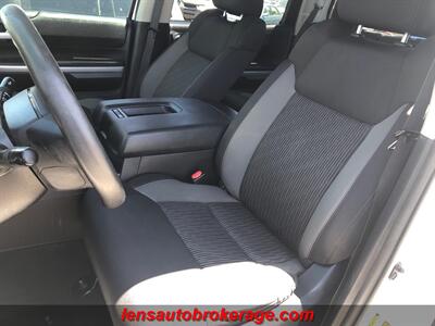 2015 Toyota Tundra SR5   - Photo 12 - Tucson, AZ 85705
