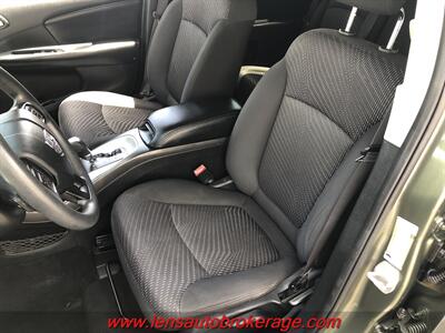 2016 Dodge Journey SE  *3rd Row Equipped! - Photo 12 - Tucson, AZ 85705