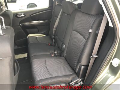 2016 Dodge Journey SE  *3rd Row Equipped! - Photo 17 - Tucson, AZ 85705