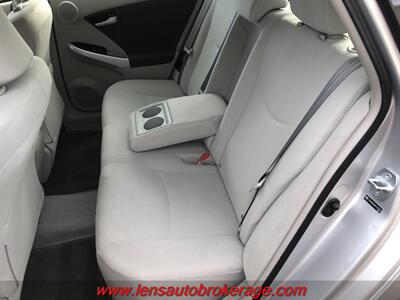 2011 Toyota Prius Three  *Super Clean Fuel Saver! - Photo 16 - Tucson, AZ 85705