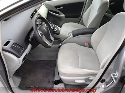 2011 Toyota Prius Three  *Super Clean Fuel Saver! - Photo 10 - Tucson, AZ 85705