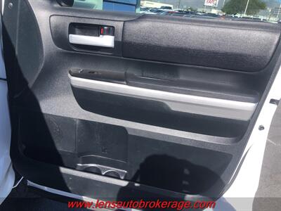 2017 Toyota Tundra SR5  *Crewmax 4x4! New Tires, Icon Suspension! - Photo 21 - Tucson, AZ 85705