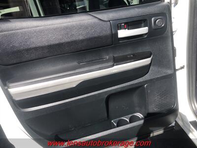 2017 Toyota Tundra SR5  *Crewmax 4x4! New Tires, Icon Suspension! - Photo 17 - Tucson, AZ 85705