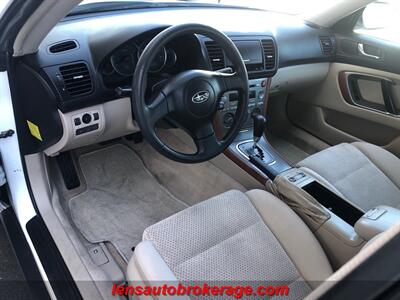 2006 Subaru Outback 2.5i AWD   - Photo 10 - Tucson, AZ 85705