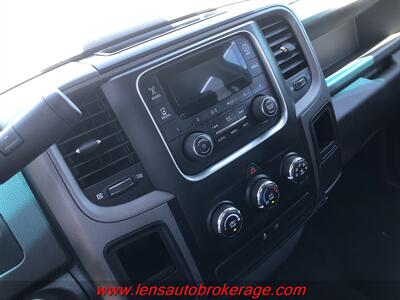 2014 RAM 1500 Express  *Clean Crew Cab Pickup! - Photo 13 - Tucson, AZ 85705