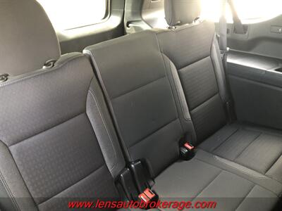 2022 GMC Yukon SLE  *Roomy 2wd With A Great Look! - Photo 23 - Tucson, AZ 85705